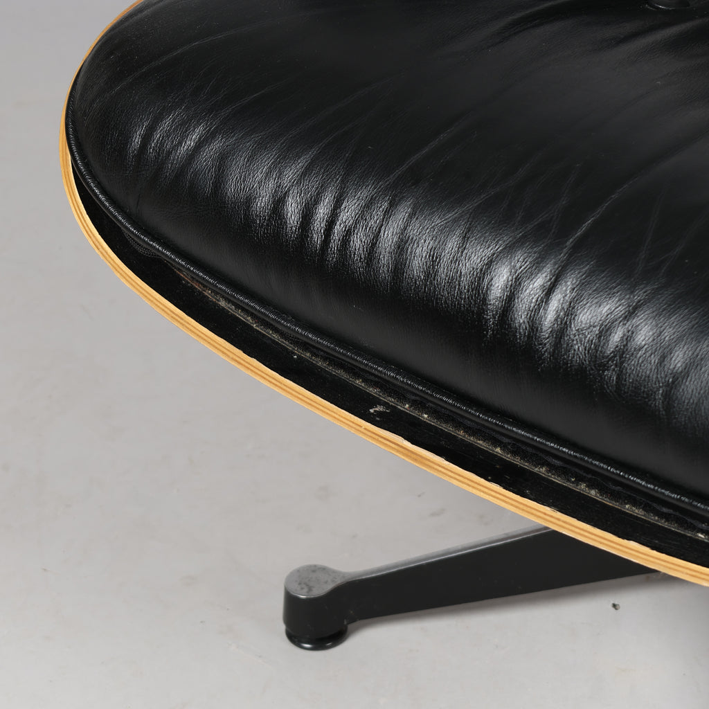 Charles & Ray Eames Eames Lounge Chair & Ottoman for Herman Miller