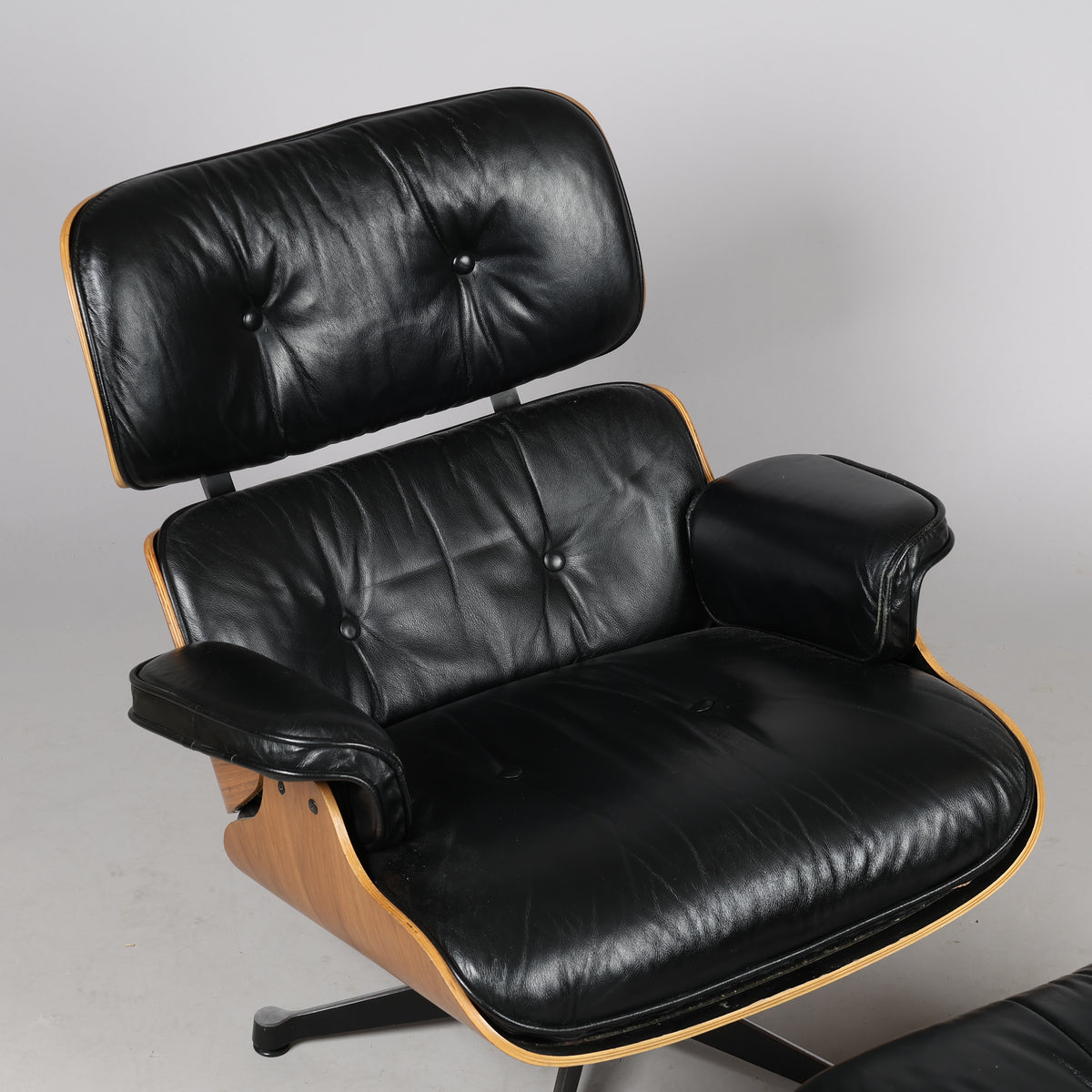 Charles & Ray Eames Eames Lounge Chair & Ottoman for Herman Miller