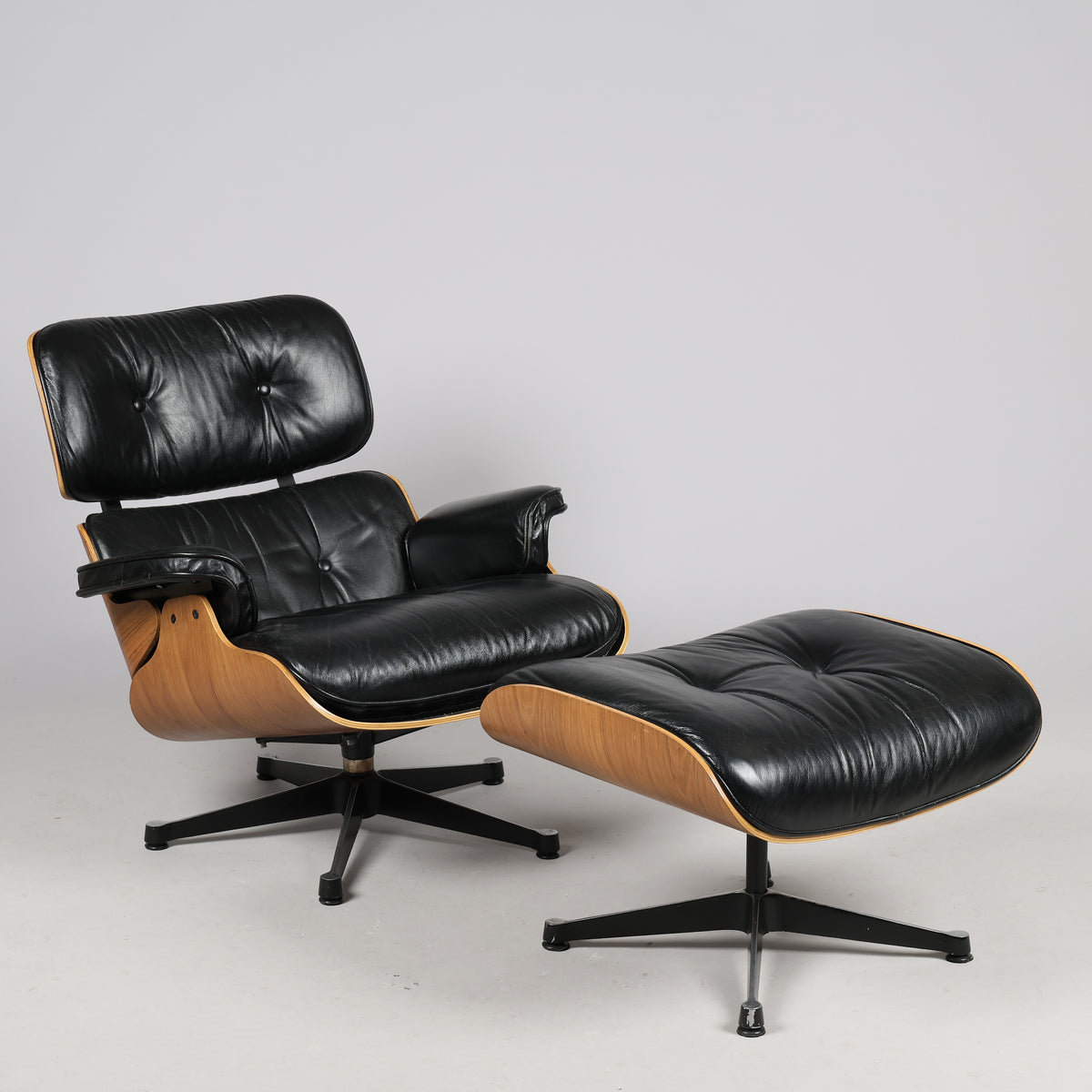 Charles & Ray Eames Eames Lounge Chair & Ottoman for Herman Miller