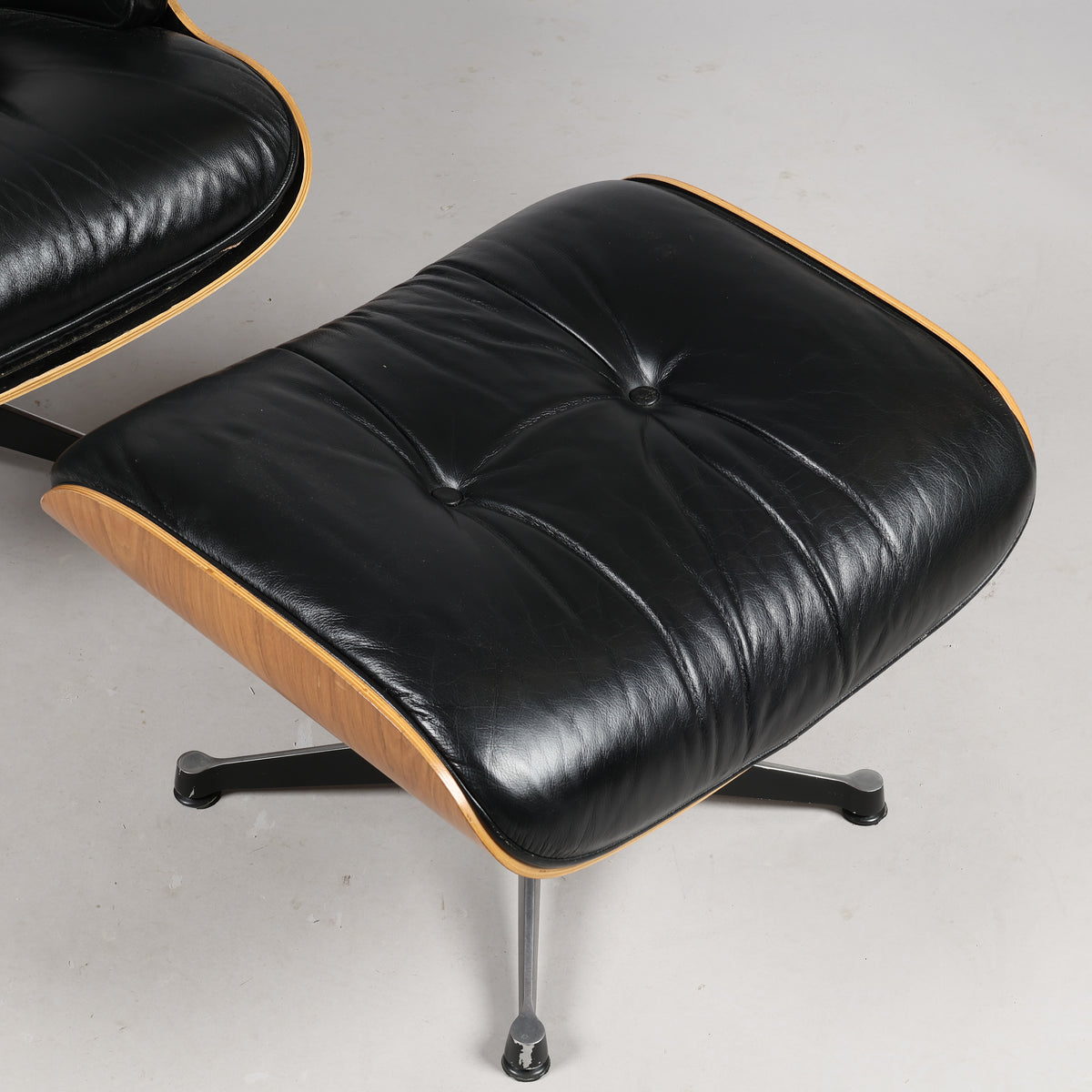 Charles & Ray Eames Eames Lounge Chair & Ottoman for Herman Miller