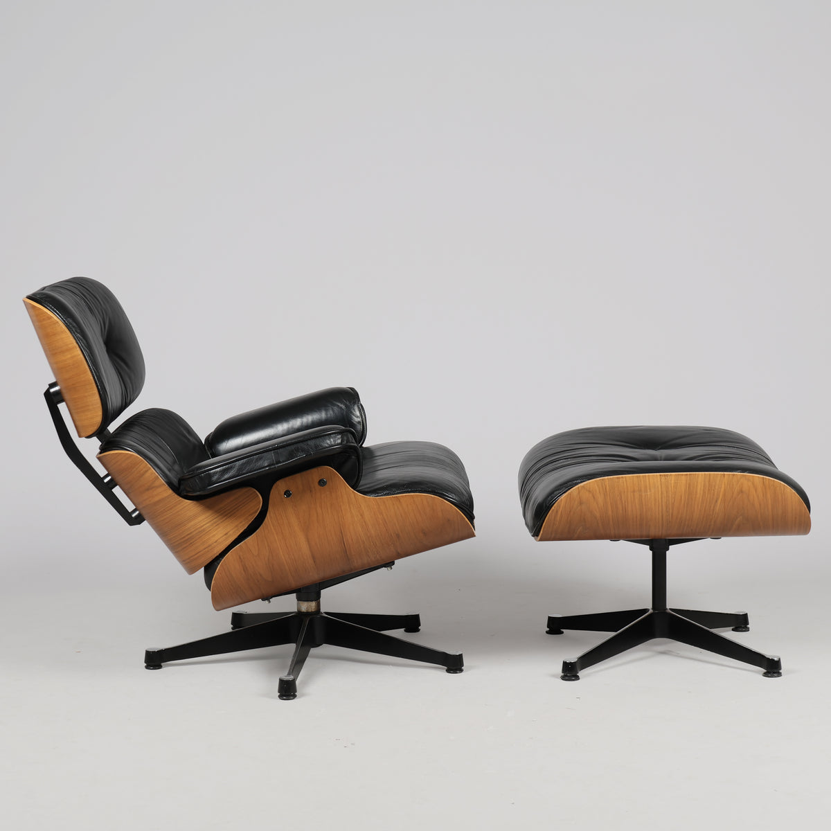 Charles & Ray Eames Eames Lounge Chair & Ottoman for Herman Miller