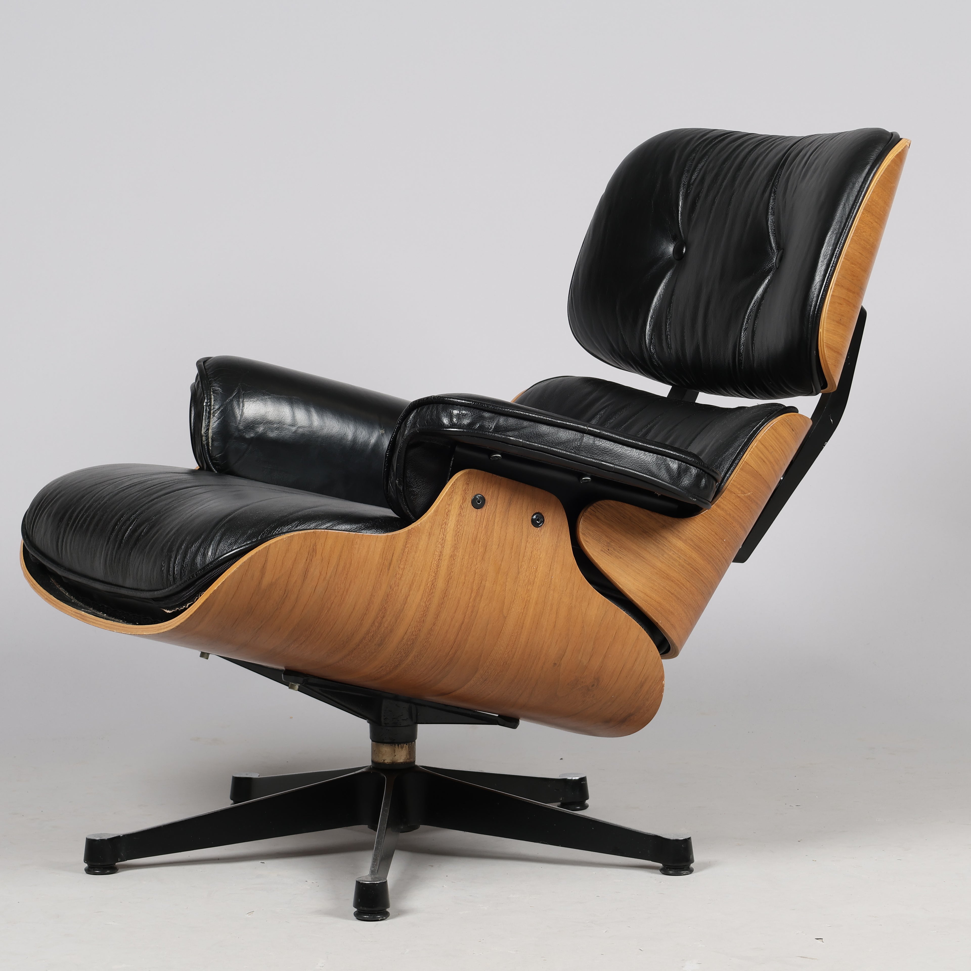 Charles & Ray Eames Eames Lounge Chair & Ottoman for Herman Miller
